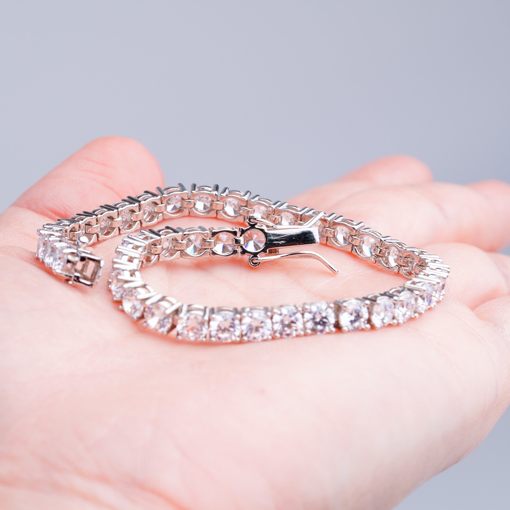 Round Solitaire Tennis Bracelet - Moisssanite