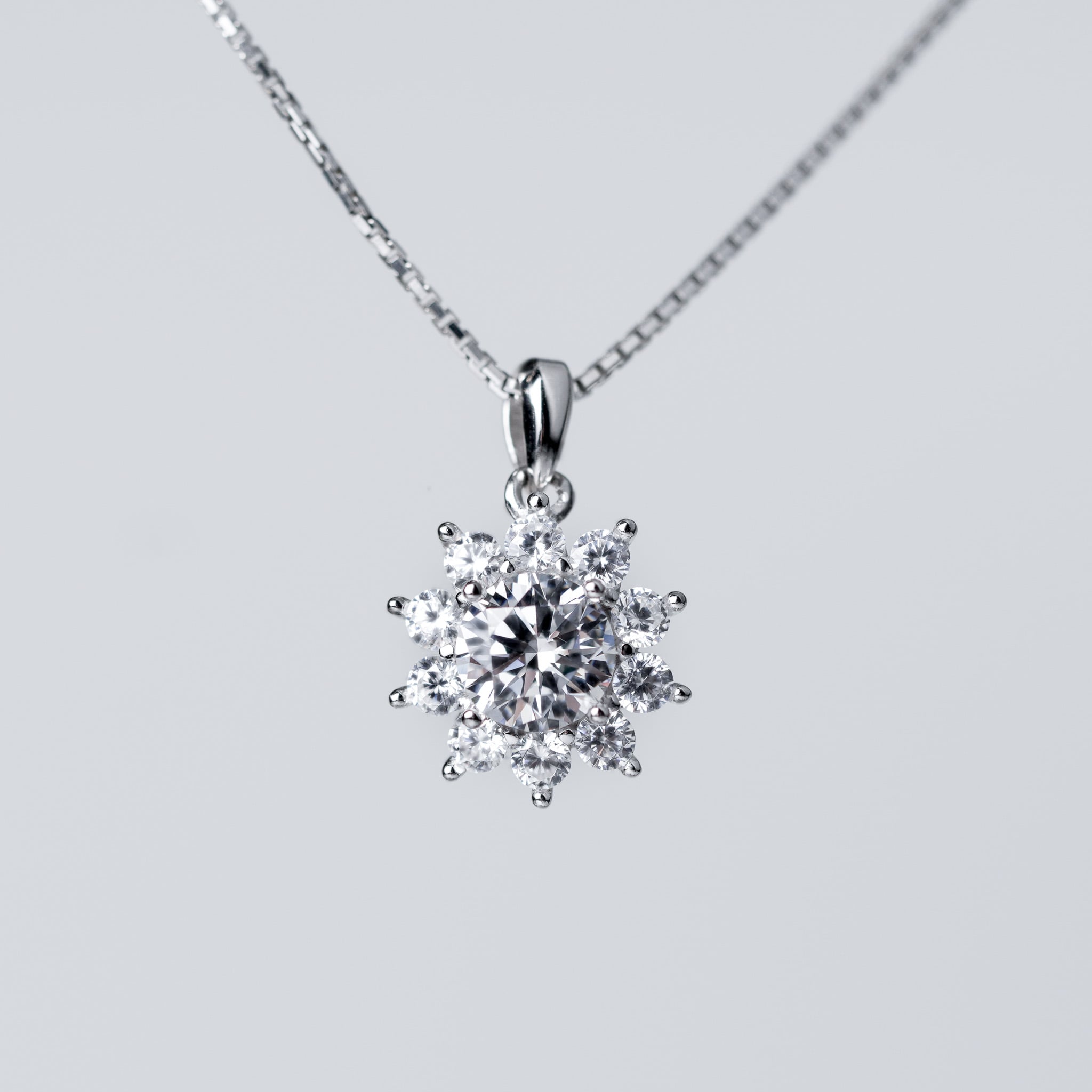 Flower Pendant Necklace - Moissanite