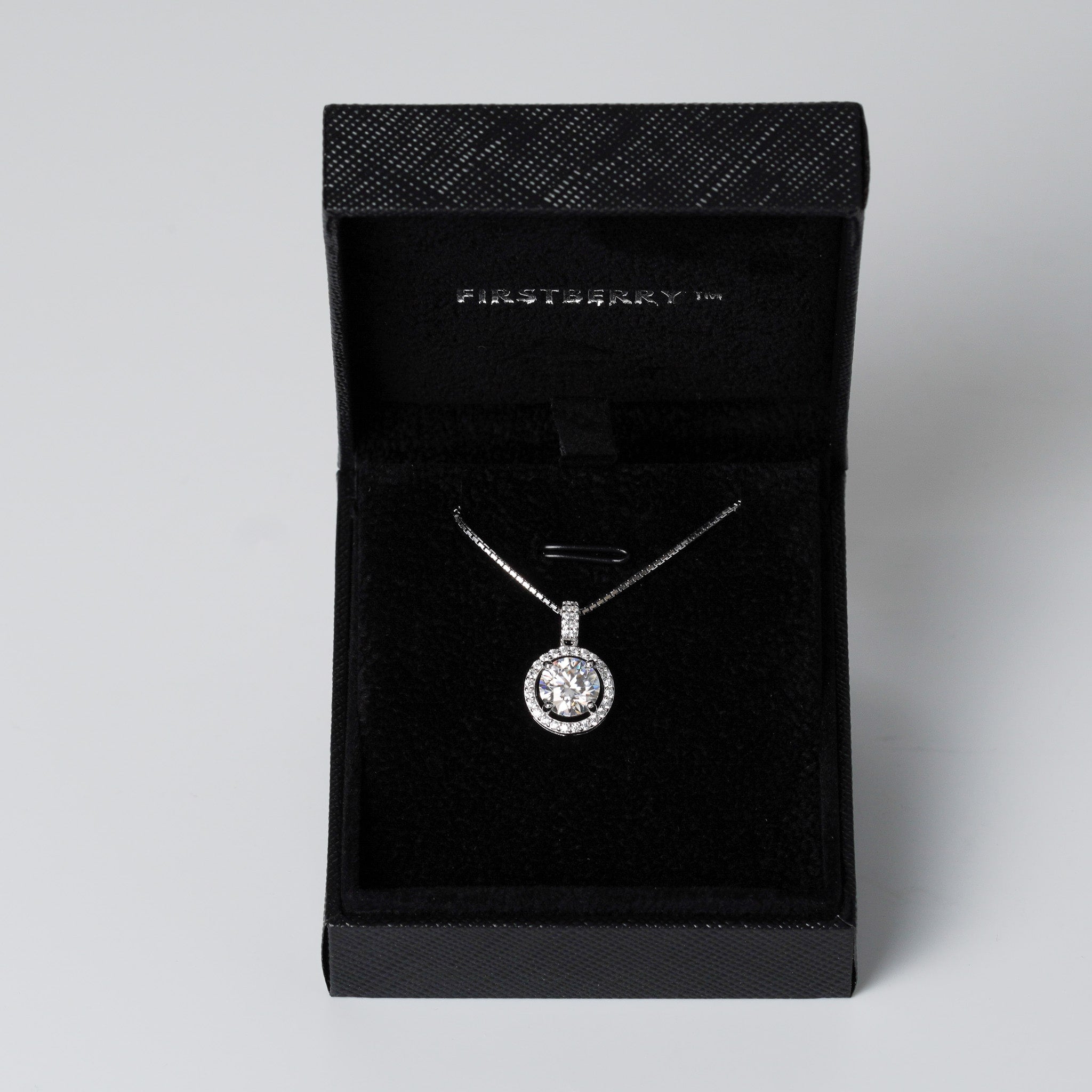 Round Halo Pendant Necklace