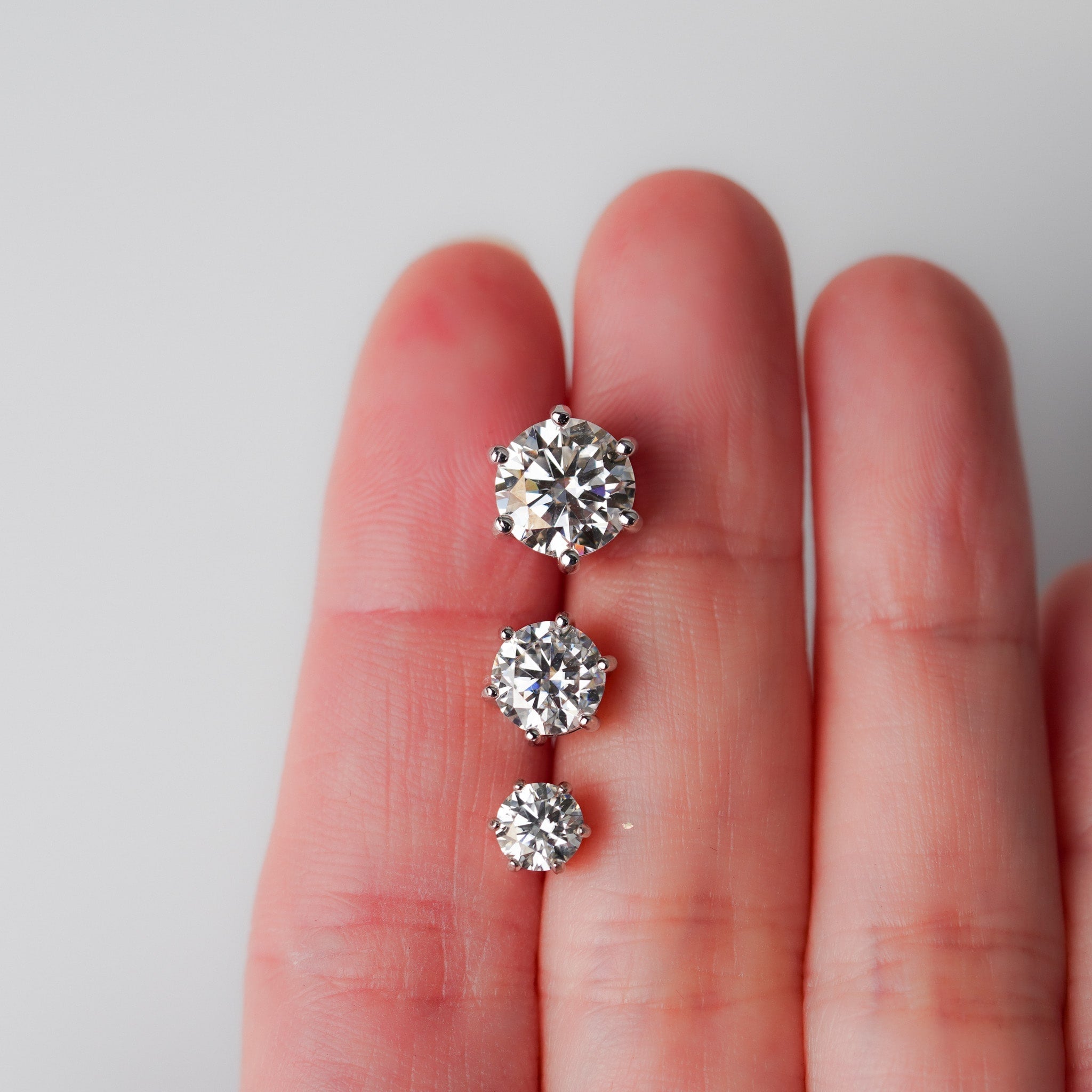 Round Solitaire Stud Earrings - 6 Prongs - Moissanite