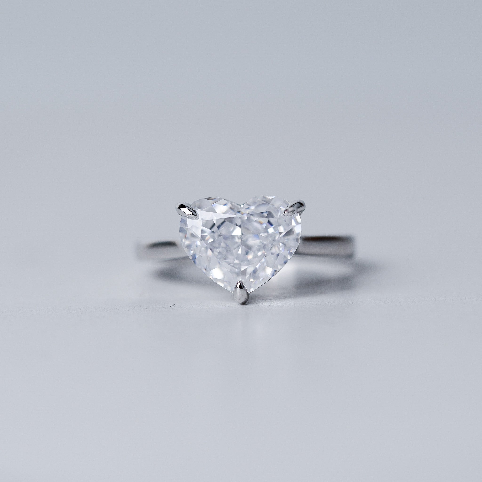 Radiant Heart Ring - Simulated Diamond