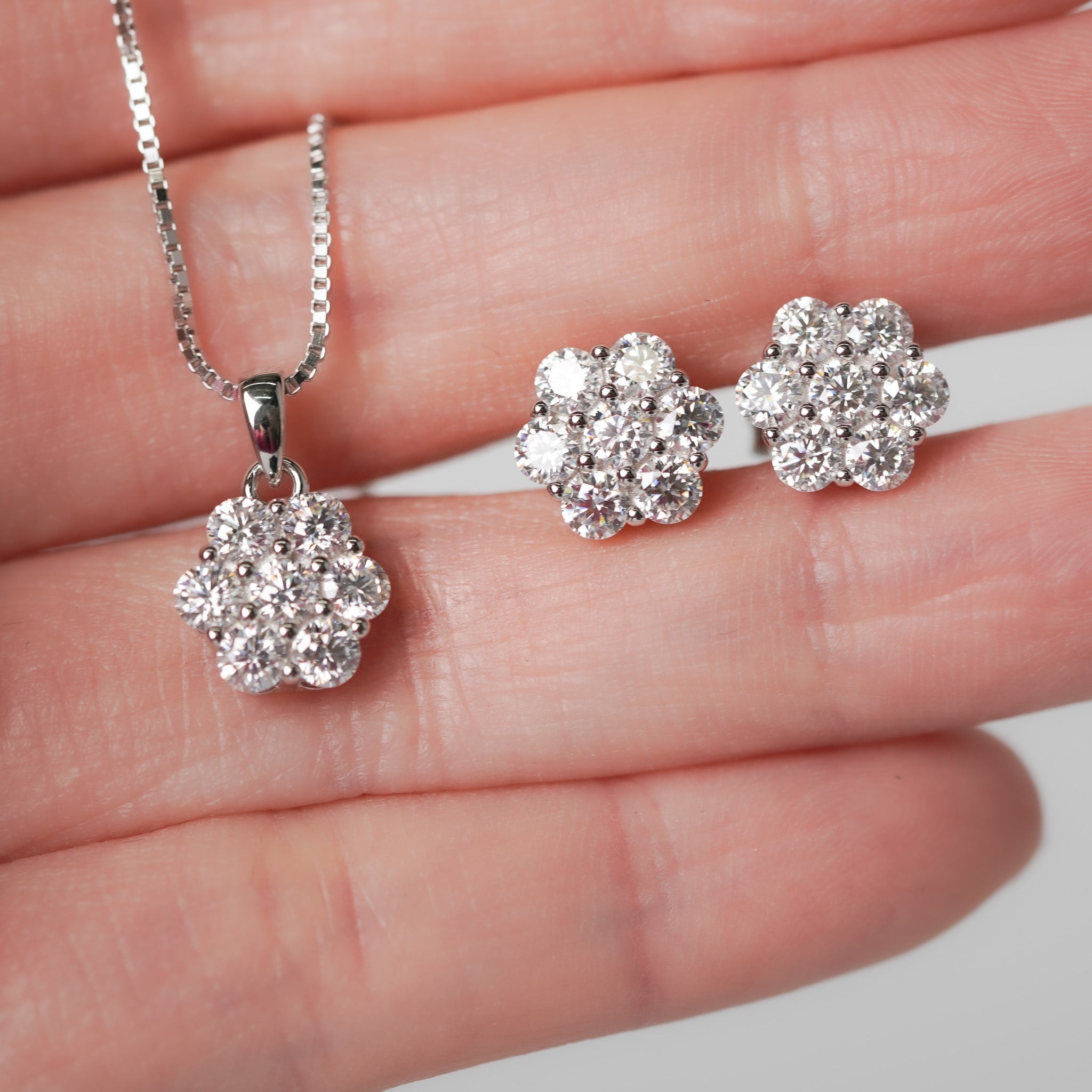 Flower Cluster Stud Earrings - Moissanite