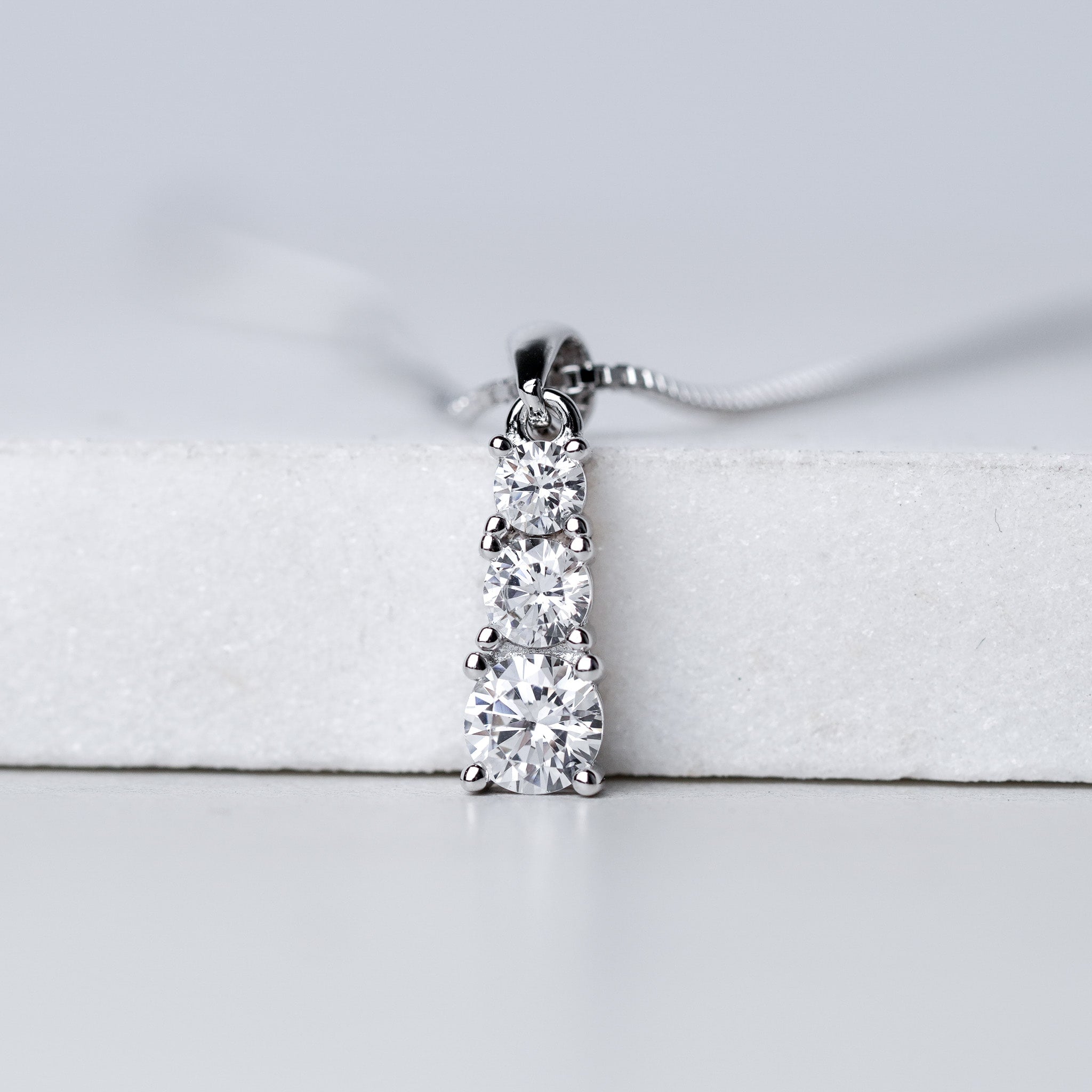 Three Stone Fix Necklace - Simulated Diamond