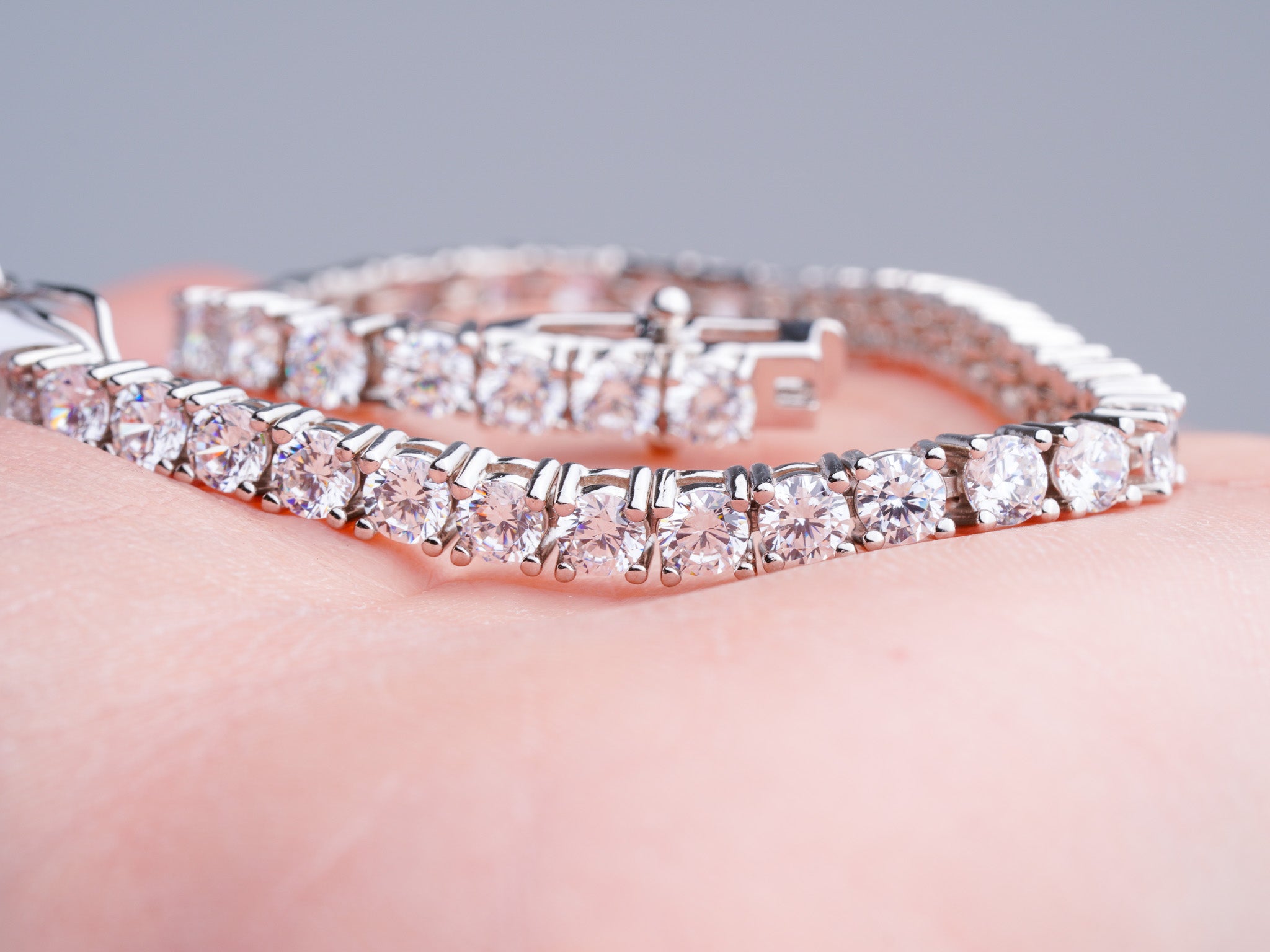 Round Solitaire Tennis Bracelet