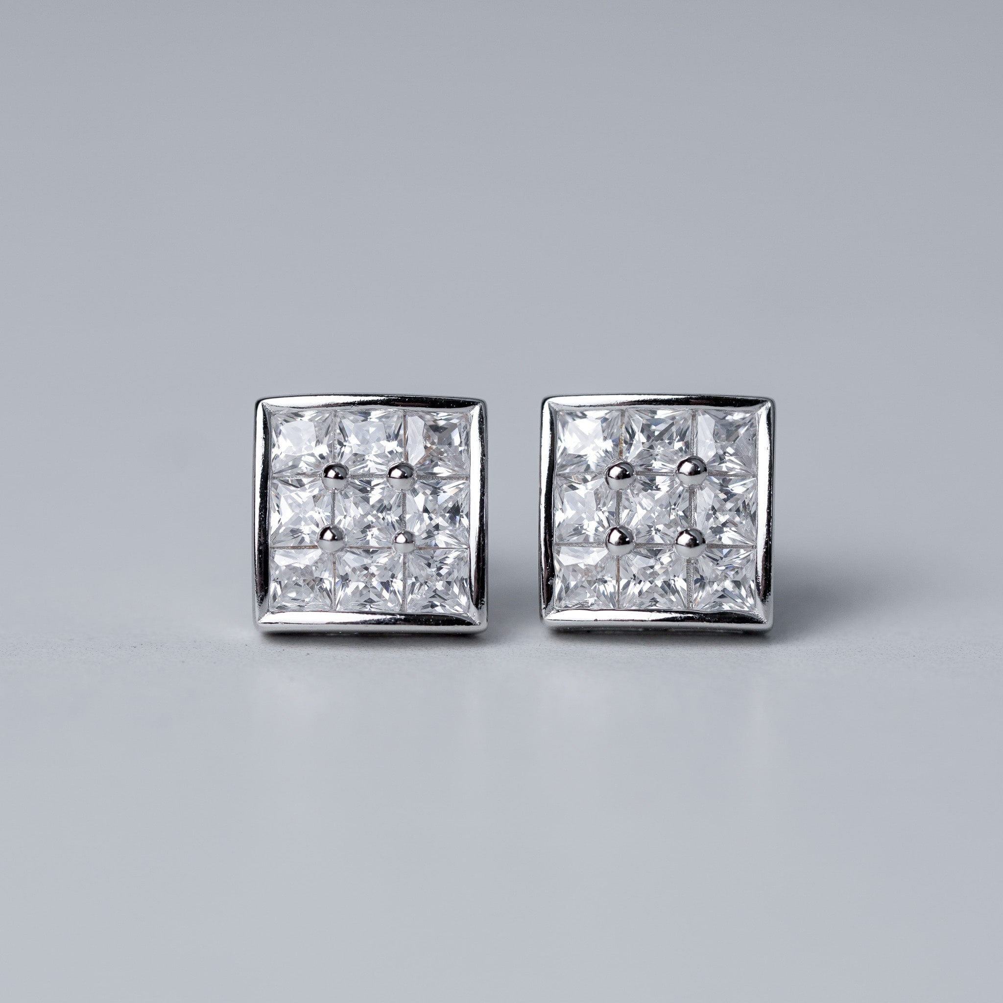 9-stone Square Earrings, Screwed-Back