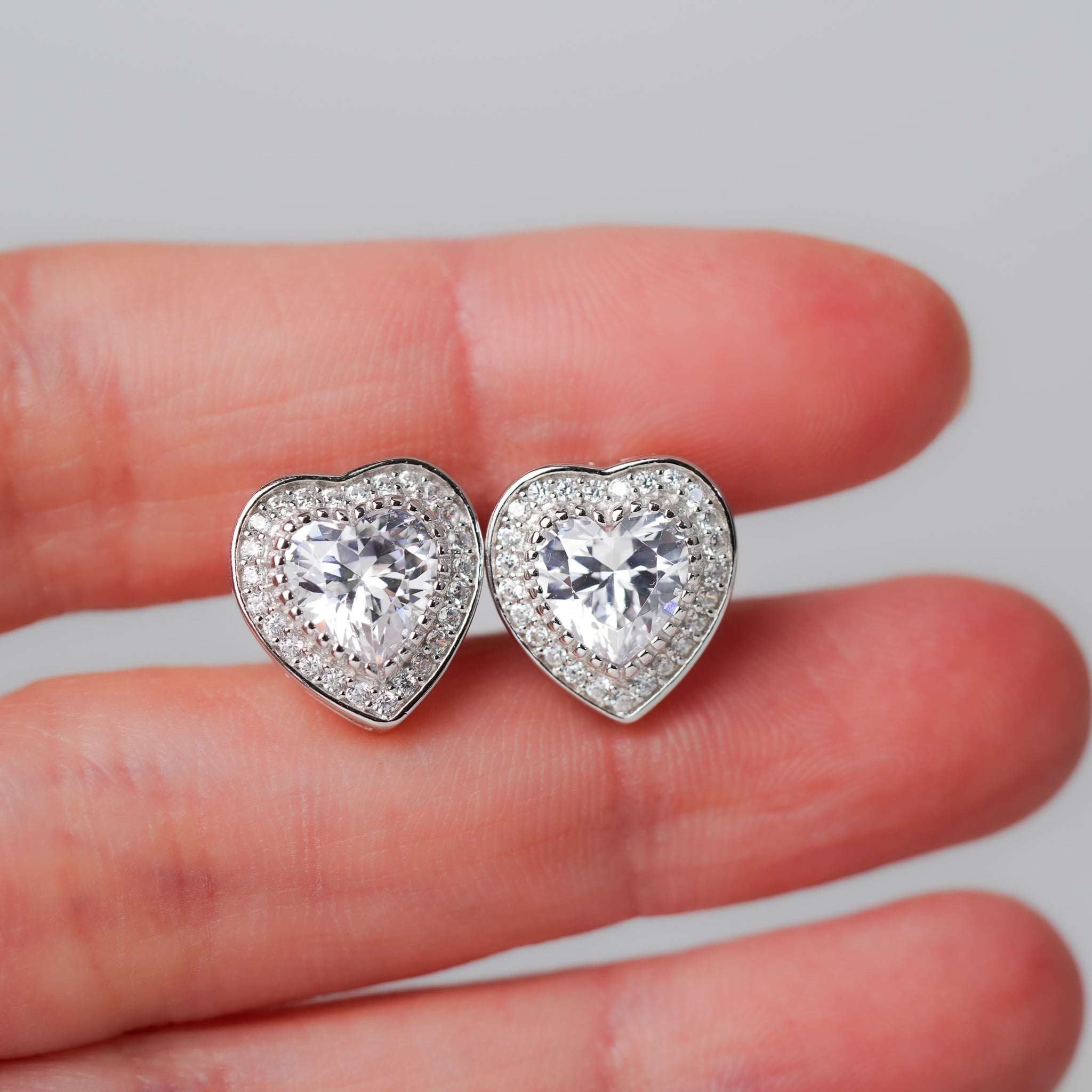 Halo Heart Earrings, Screwed-Back
