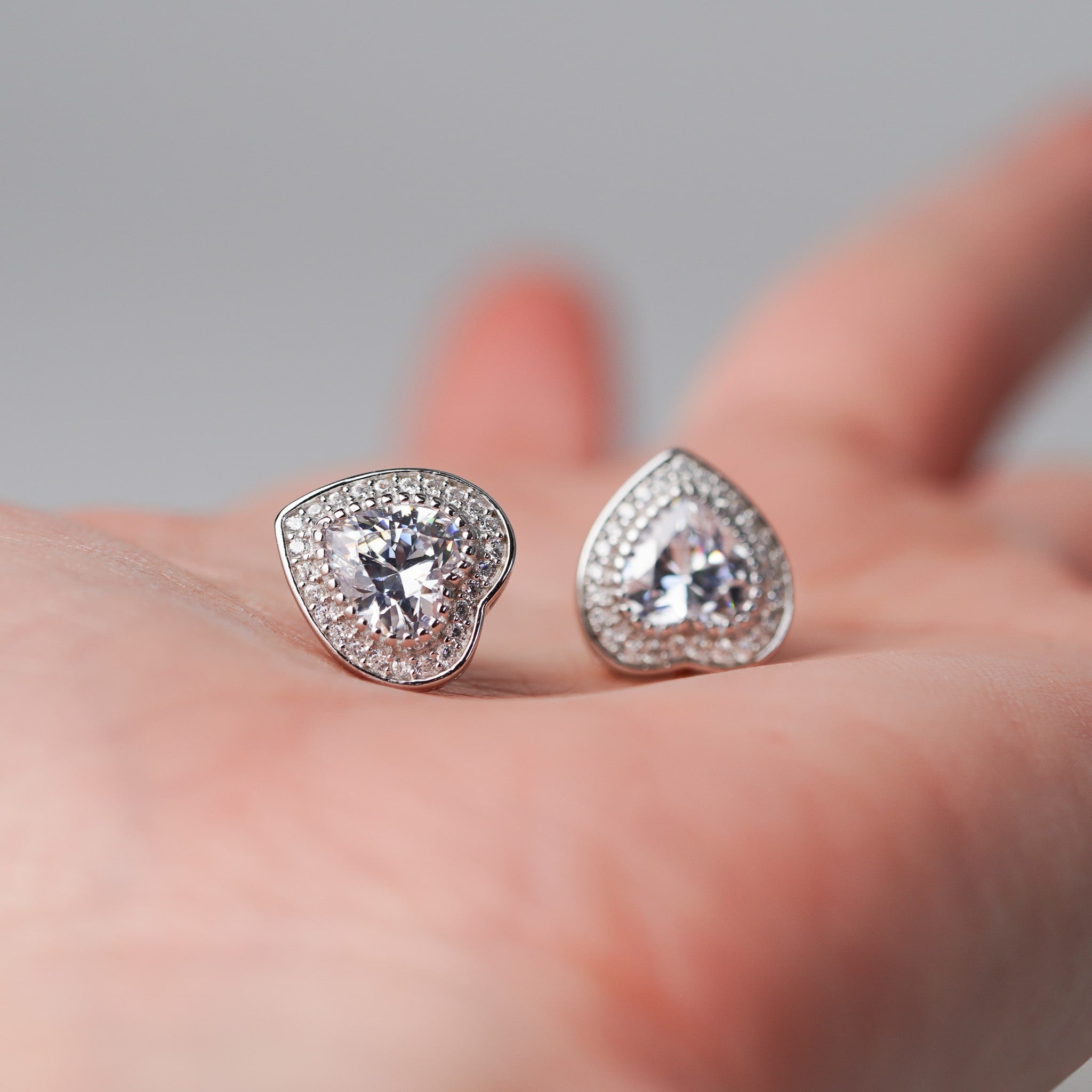 Halo Heart Earrings, Screwed-Back